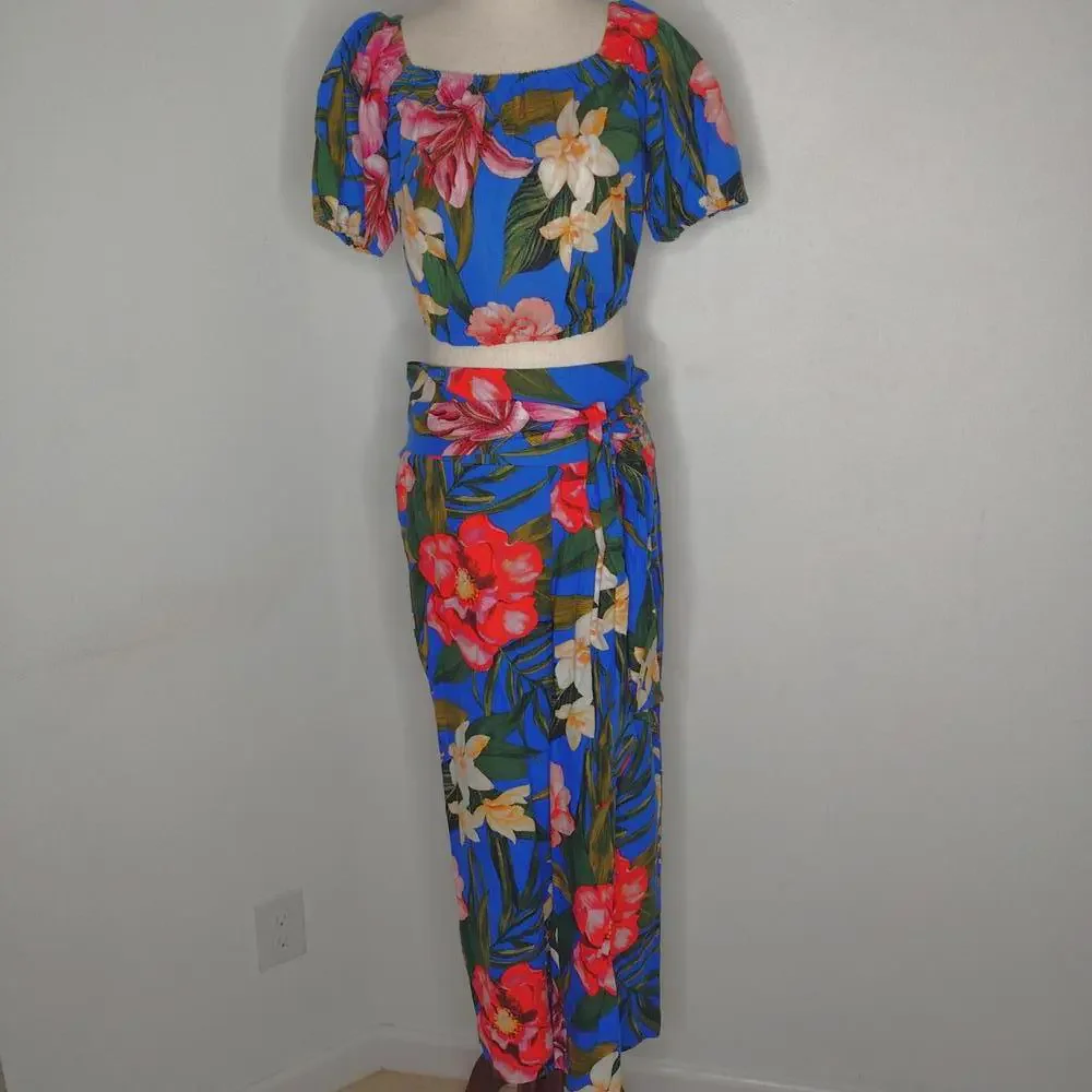 NWT Cupcakes and Cashmere Women's Blue Floral/Blouse and Pants Outfit Size XS